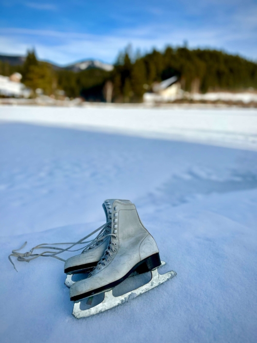 Schlittschufahren am Hubertussee
